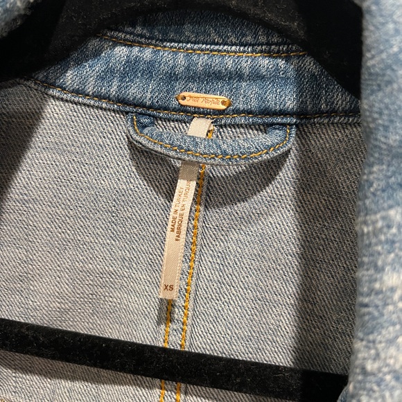 Free People Moonchild denim shirt jacket sz x small - Picture 4 of 8